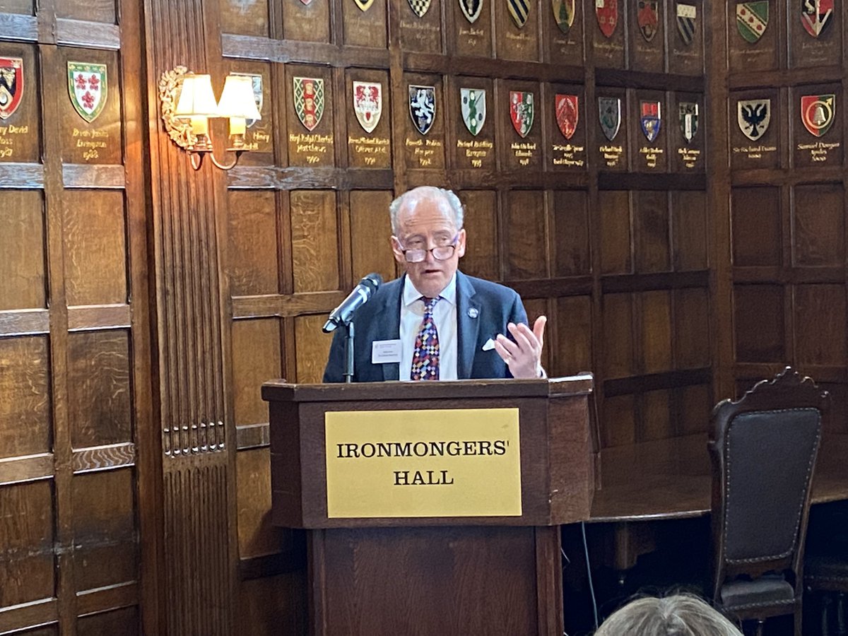 WCCAEW's tweet photo. Opening remarks #LCCG2022 #sharingandlearning from @SirCBowman past @citylordmayor. Pan-Livery Initiative reports @cityoflondon #Livery contributed £75mn to #charity in 2021 with growing contributions from members &amp; #volunteer effort. https://t.co/HAG81lBKpa