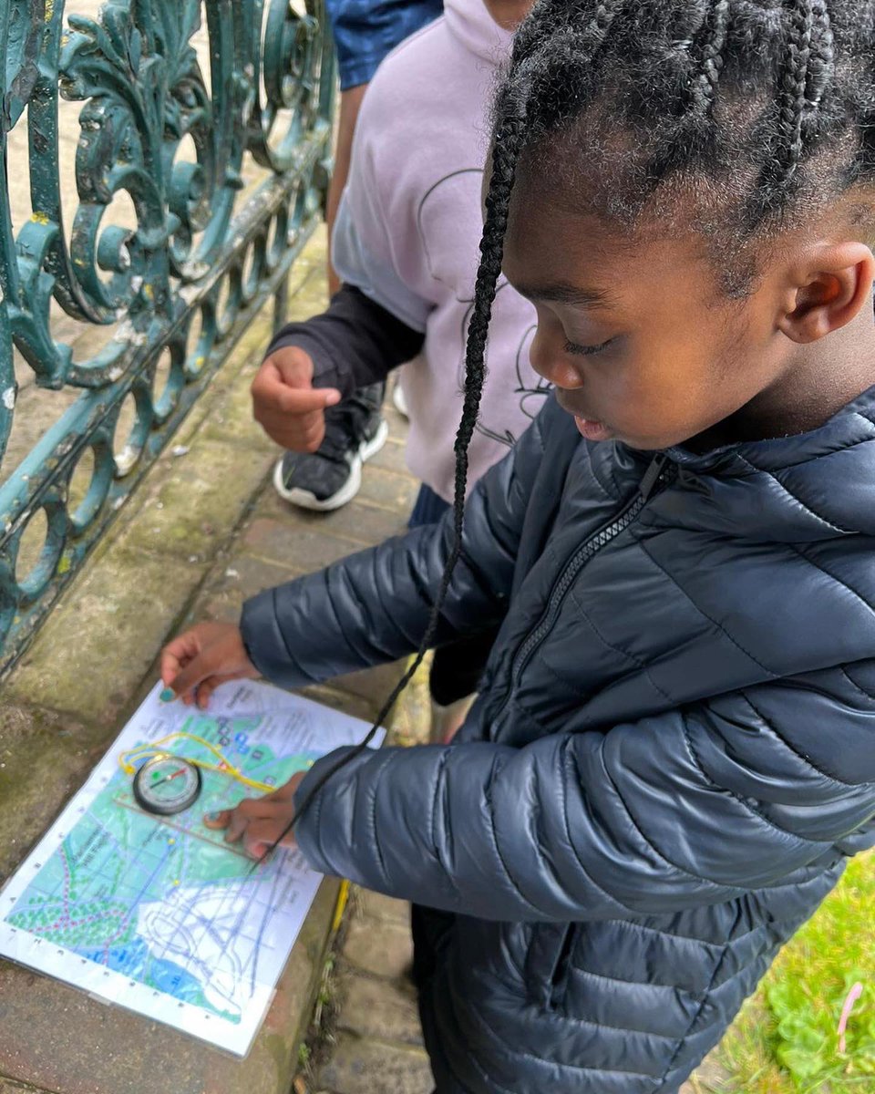 ColerainePark's tweet image. Meanwhile, Year 4 are getting to grips with some incredible orienteering! #HPAPLYear4
#HampsteadHeath