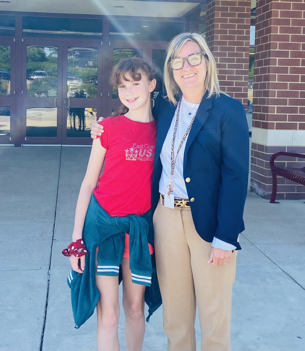 bethelspringsgv's tweet photo. Meet today’s principal &amp; assistant principal!  Time to get to work! https://t.co/zGpMKT5REL