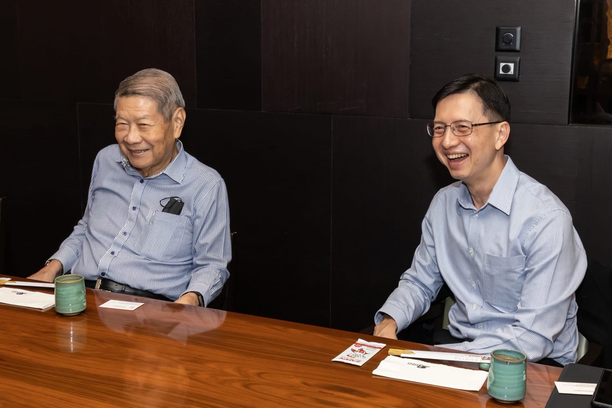 I had a good meeting and lunch with Singapore’s former and current Representatives for Children’s Rights on the ASEAN Commission on the Promotion and Protection of the Rights of Women and Children (ACWC): facebook.com/10004448412741…