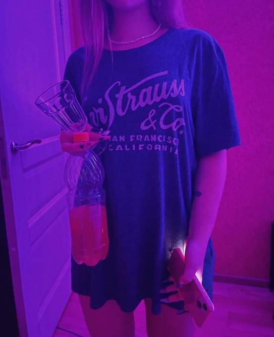 Pov: we r playing video games together #girl #sexy #onlyfans https://t.co/SMIGJ2jYcX<a href="/tag/girl"class="tags">#girl</a><a href="/tag/sexy"class="tags">#sexy</a><a href="/tag/onlyfans"class="tags"><span>#onlyfans</span></a>