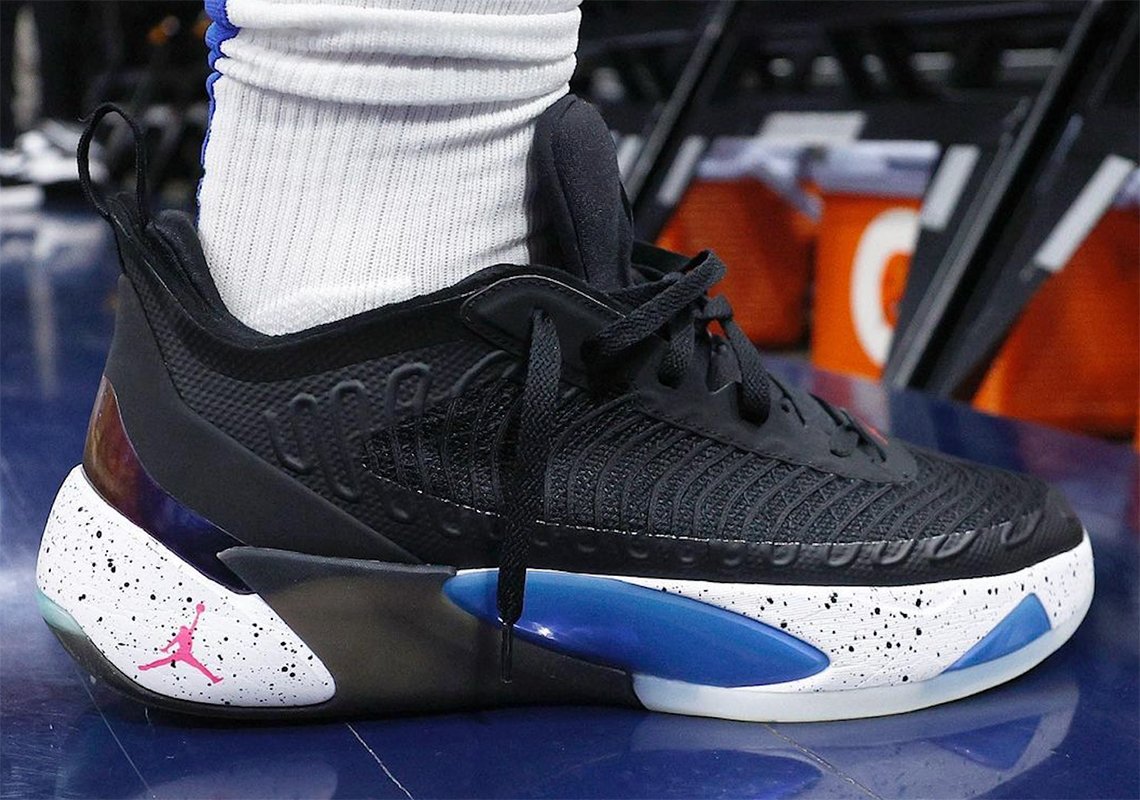 nba_kicks's tweet photo. Personalmente, las veo muy parecidas a las Luka y a las Zion, siento que serian como una combinación destacando que las Jordan 37 tienen una caña más alta https://t.co/J04Z0pXRWI
