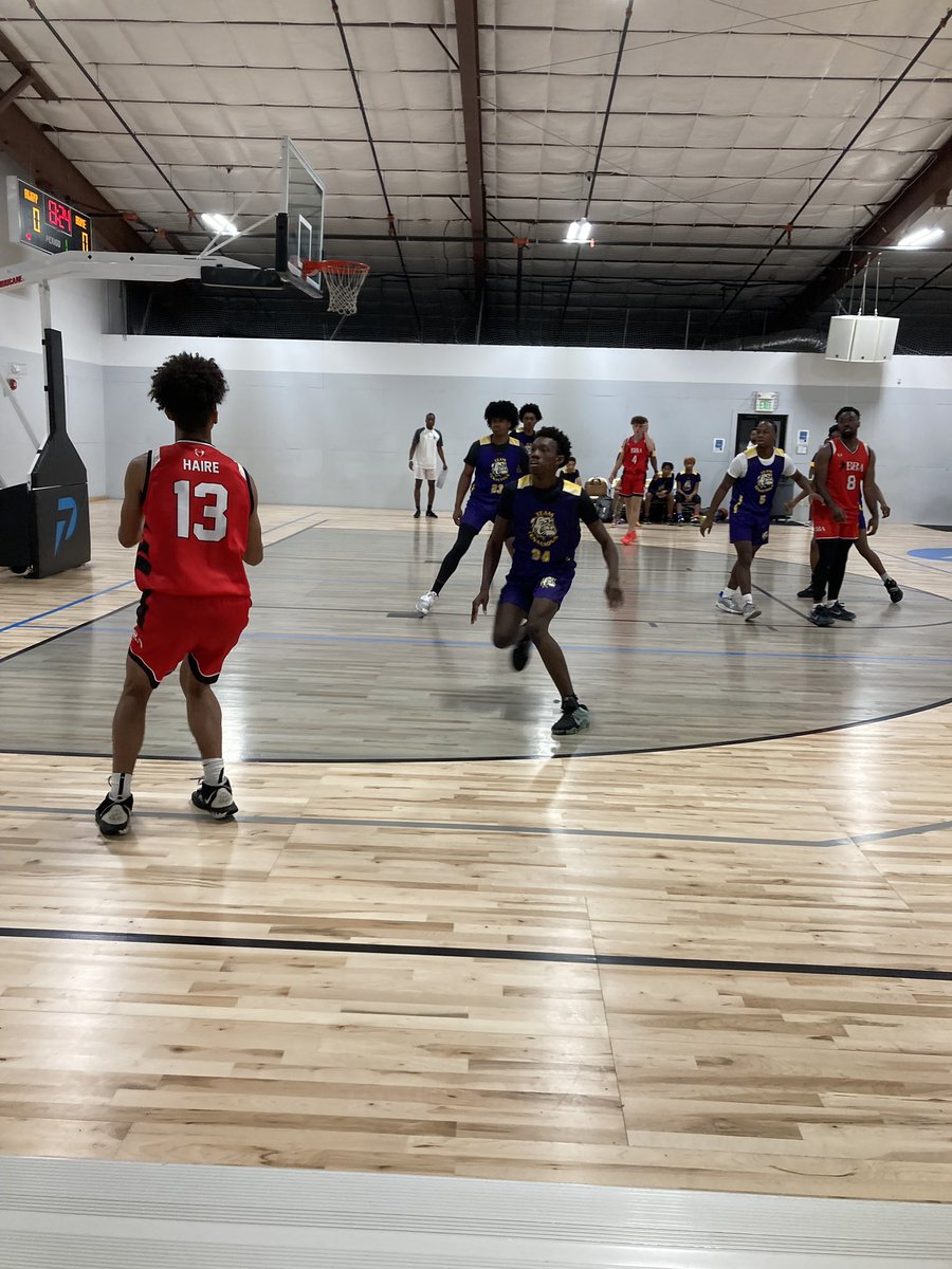 TCSBASKETBALL1 tweet picture