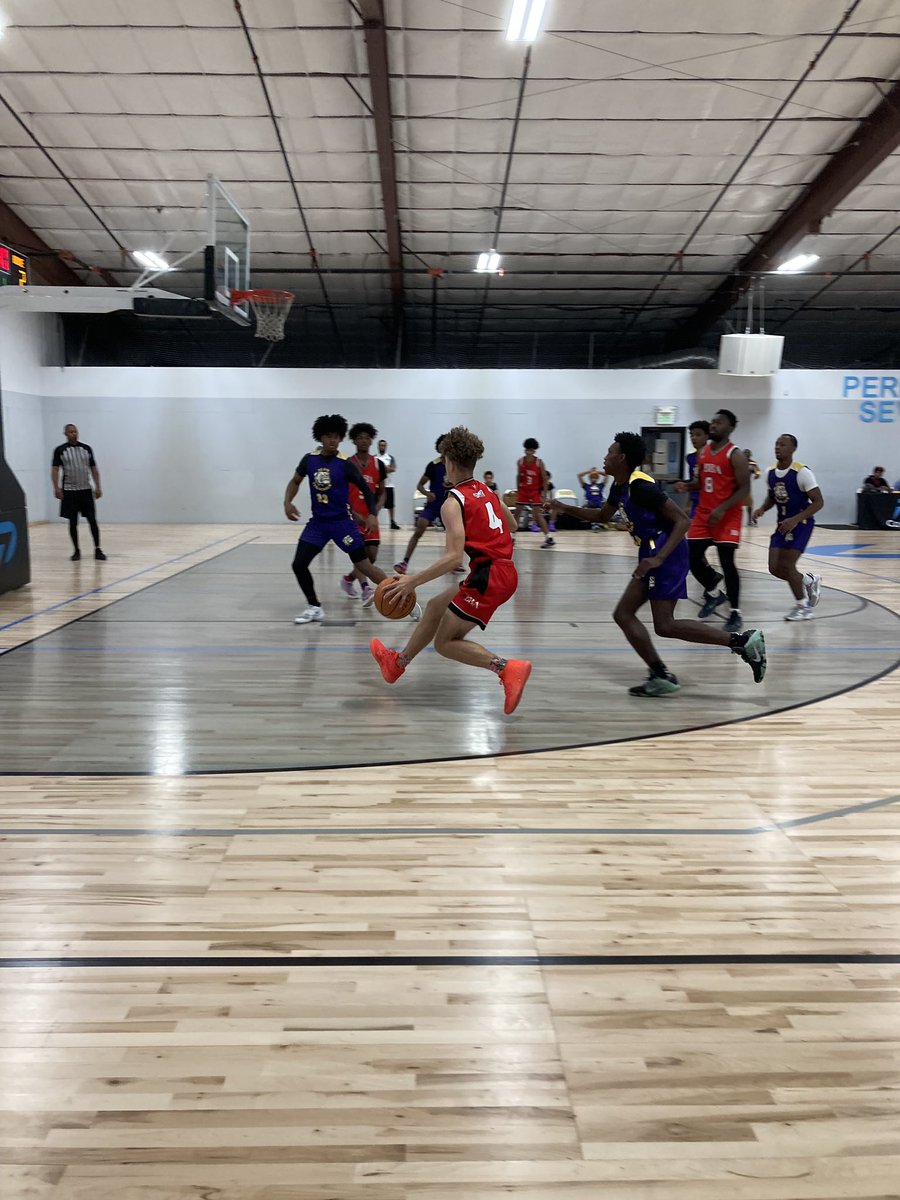 TCSBASKETBALL1 tweet picture