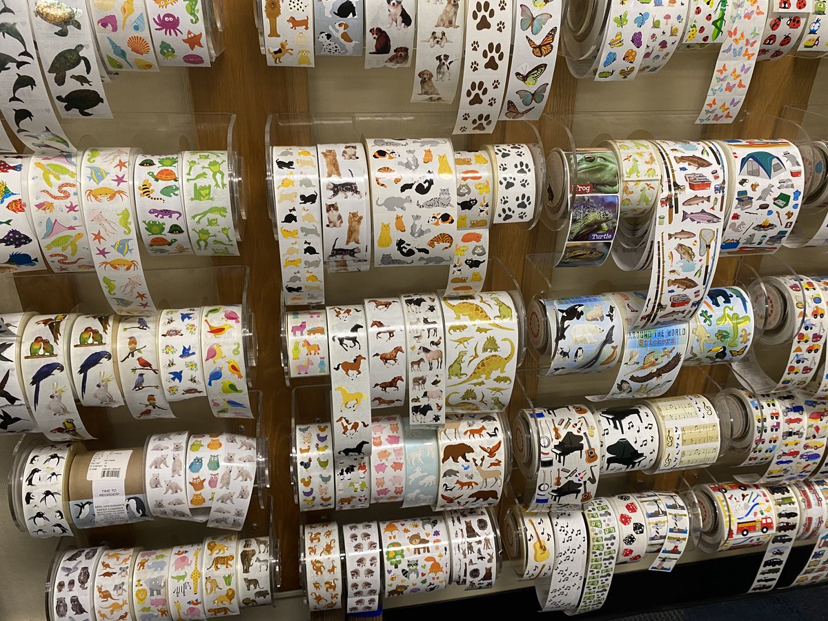 WichitaUSD259's tweet photo. Our Parent Teacher Resource Center is open to the public and sells educational/classroom resources and provides access to laminators, photocopiers, binding machines, button makers and die cut machines. They're located at 412 S. Main and are open Monday-Thursday 8 a.m. to 4 p.m. https://t.co/6NJ4amPNRP