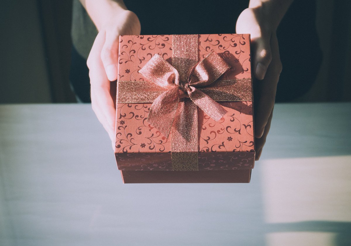 date2bite's tweet photo. Here at Date2bite we got a present for you that will change your life. See it by signing up today and witness what we are doing for the dating world!

#vancouver #dating #date2bite #deals #discounts #present #signingup #witness #love #couple #world #bc #fraservalley https://t.co/Hu17DWZhzT