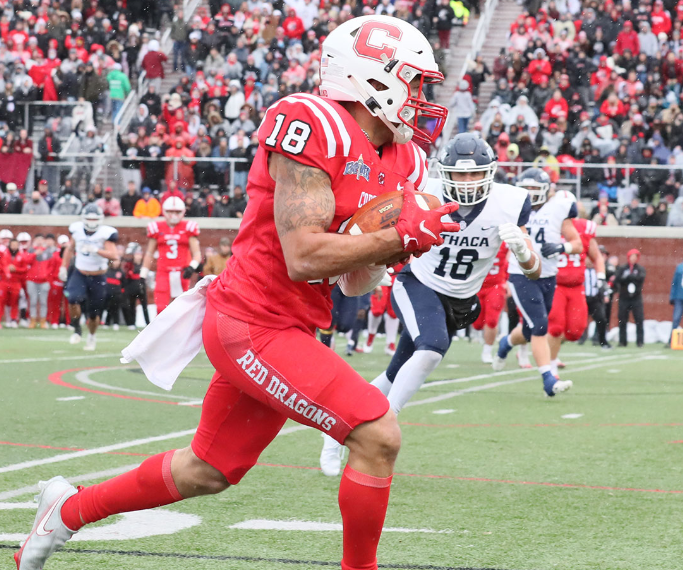 CortlandFB's tweet photo. 🔴116 Wide Receiver Recap🐉

#23 Derek Cruz, 3rd Team All-Region
#4 JJ Laap, 1st Team Empire 8
#18 Trevor Ash, 3rd Team Empire 8

7 Receivers Recorded:
167 Receptions
2,320 Yards
30 Touchdowns
13.89 Yards per Reception
3 Rushes
24 Yards
1 Touchdown

#DragonRising https://t.co/KGN3MSsBIe