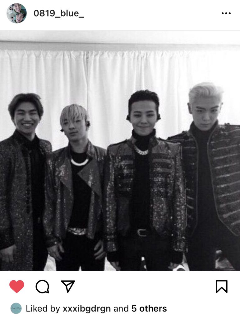 _maay28_'s tweet photo. Jiyong making clear that BIGBANG is 4… I dunno about y’all, dear ot5s, but if he was so obviously spitting in my face, I would leave the fandom already😅 y’all have no shame apparently 🤭 https://t.co/iiVrVzNBvN