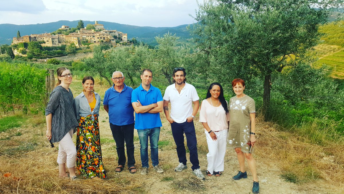Throwback to pre-pandemic times when we organized a #summer 🍷 #dinner for a small group wine writers &amp; influencers.

We can't wait to see you all again. Let us know if you pass by #Tuscany this year. 🍷
<a href="/hidden_italy/">Hidden Italy</a> <a href="/TheWiningHour/">Li Valentine</a> <a href="/Wineclubitaly/">Wine Club Italy - Tuscan Wine Tours 🍷</a> <a href="/ricasoli99/">Katarina Andersson - Taste Italy With Me 🍷</a> <a href="/MTVinoToscana/">MovimentoTurismoVino</a>