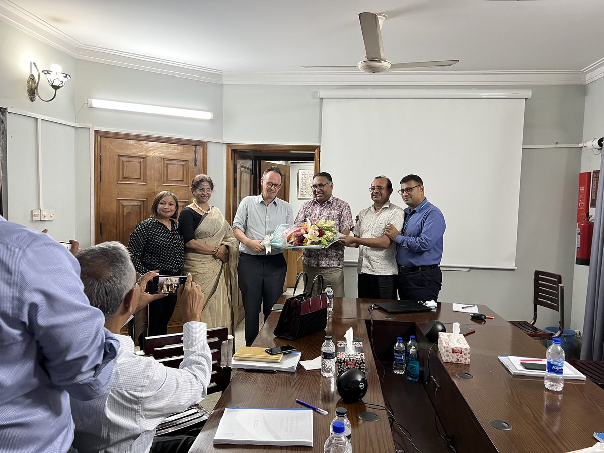 Saidul86's tweet image. Nick’s farewell after a good sharing event of NRP programme evaluation report by NRP family. @DFID_UK @UKinBangladesh @FCDOGovUK @SwedenAmbBD @SwedeninBD