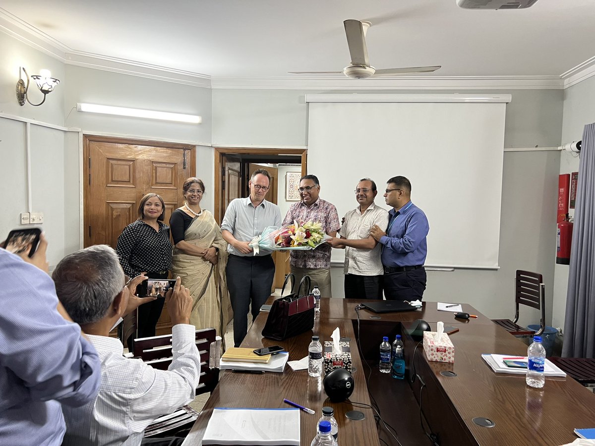 Saidul86's tweet image. Nick’s farewell after a good sharing event of NRP programme evaluation report by NRP family. @DFID_UK @UKinBangladesh @FCDOGovUK @SwedenAmbBD @SwedeninBD