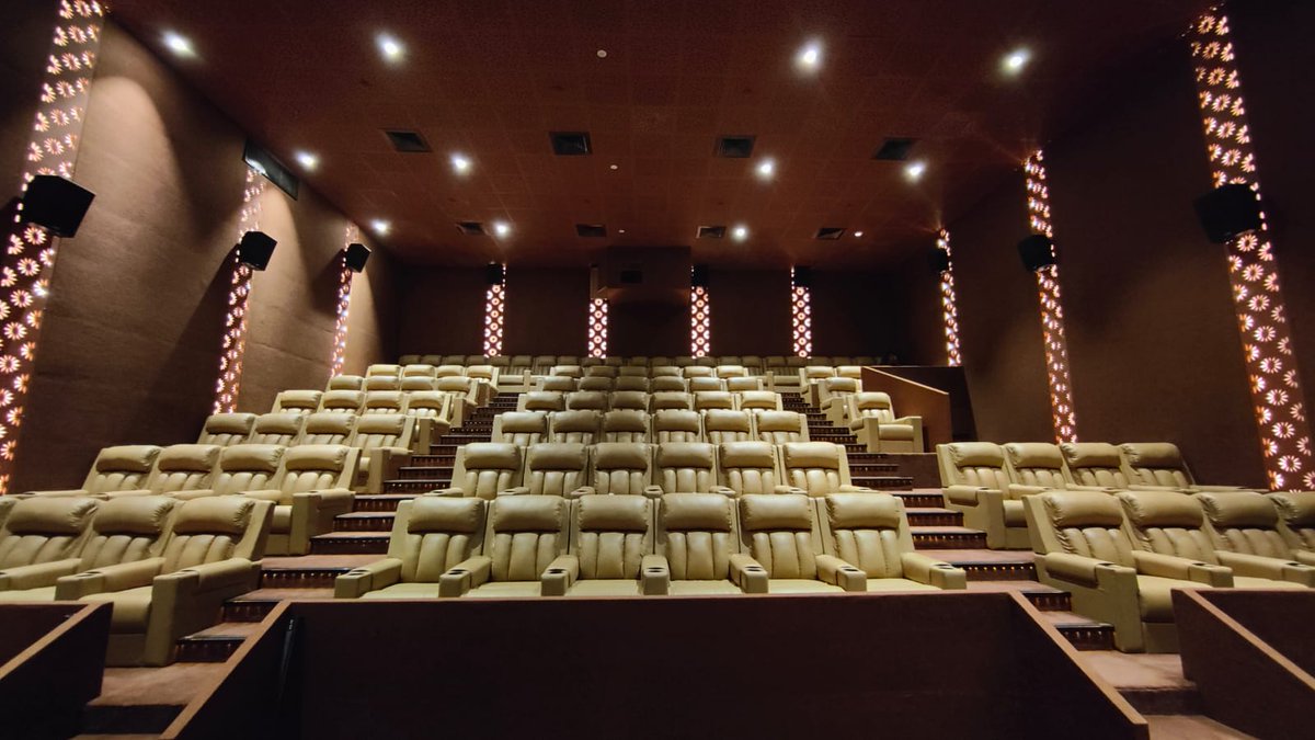 PulzElectronics's tweet image. Carnival Cinemas, Rajkot, Gujarat is powered by Pulz

#Pulz #soundmatters #audioengineer #audiophilespeaker #proaudio #proaudiotechnology #speakersystems #cinemaaudio #hometheatre #hometheatresystems 
#homeaudiosysteminstallations