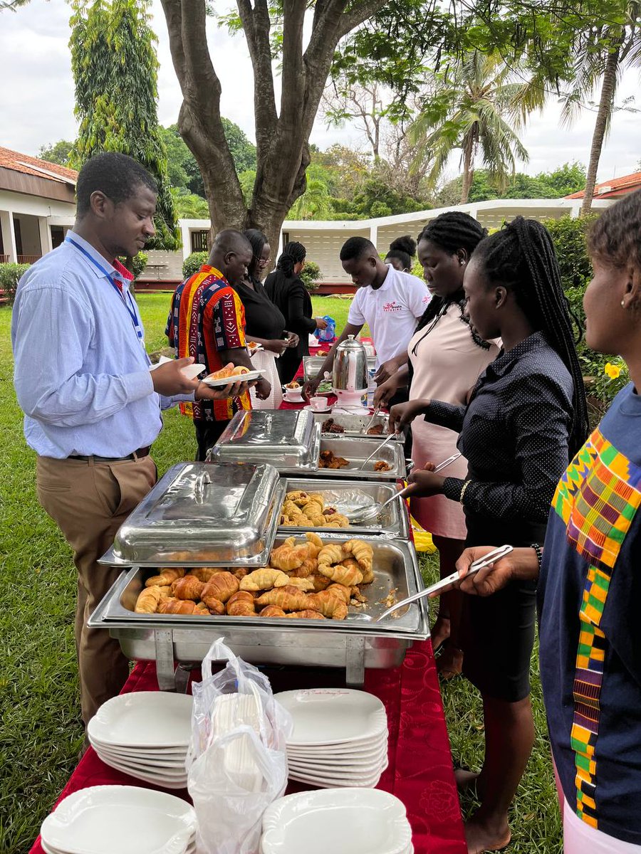 PADA_UG's tweet photo. June 2022 Doctoral School 2; Snack breakout session

#phd #UniversityofGhana #legon #integriprocedamus https://t.co/5EvXFfqbUw