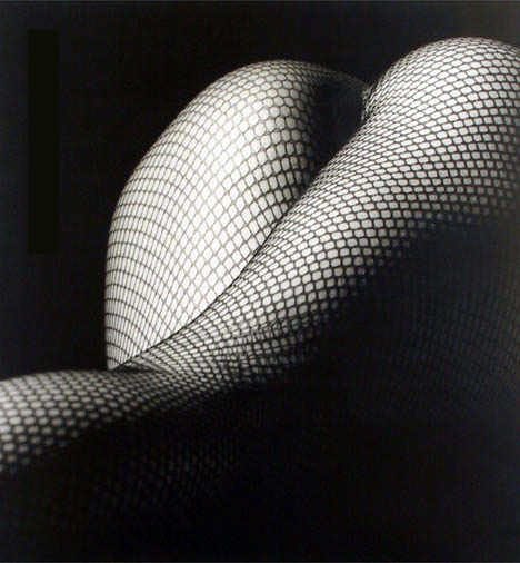 這個攝影師的作品網上很少就僅有幾張,我曾經花了很多時間去搜這位攝影師的作品無果.忘了名字了抱歉