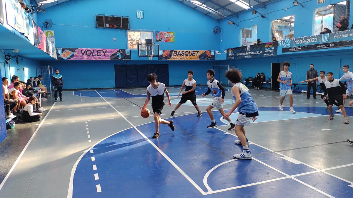 #BasquetVDP 🏀🧑

El sábado se jugó la fecha 7 de Liga ABBA con la Tira 2 de <a href="/BasquetracingV/">BasquetRacing.Vdp</a> ante Club de Jóvenes en categorías cadetes e infantiles. Los cadetes vencieron 47-35 y los infantiles 55-42.

#VamosRacing
#ElClubMasLindoDelMundo
#DeportesRacing