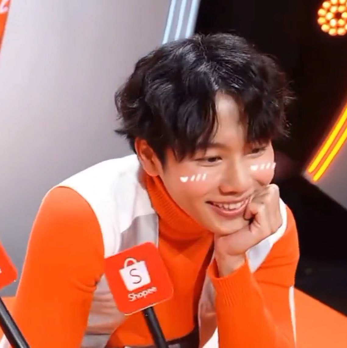 ◟ ตอขอหัวจัยยอวอ 🏂 tweet media