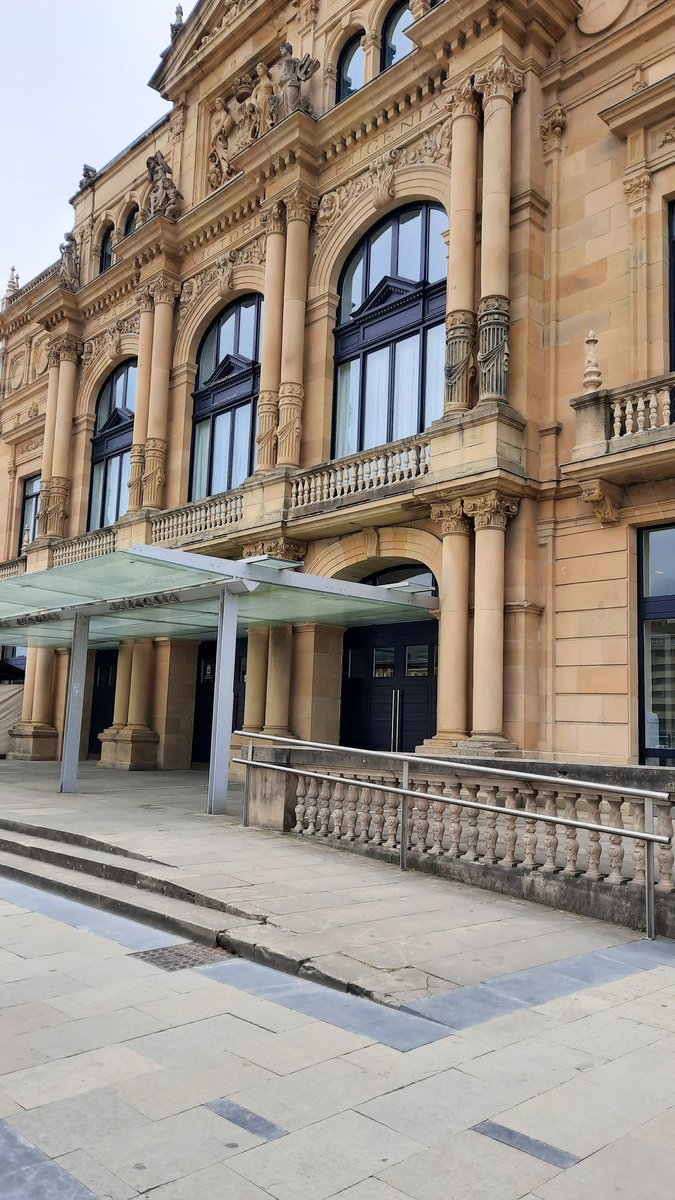 Bravo Cologne, capitale européenne la plus inclusive  hndcp.fr/a32815 <a href="/Handicap_fr/">Handicap.fr</a> Je suis aussi toujours admirative des bâtiments espagnols même "historiques" qui prennent en compte l'accès des personnes à mobilité réduite #PMR #inclusion #accessibilité <a href="/DonostiakoUdala/">Donostiako Udala</a>