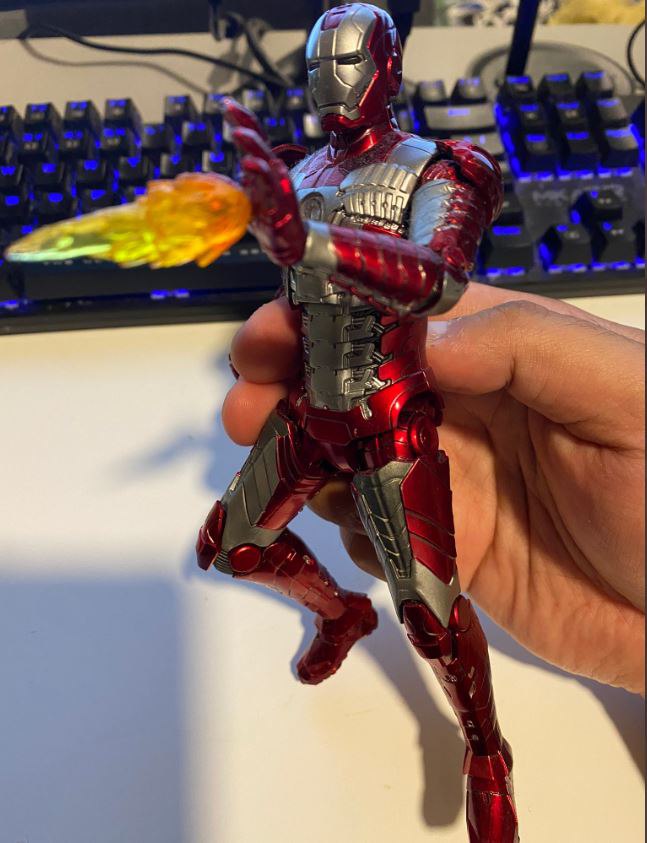 Hi Pentasian ! 
Thank you for 500 followers. I would like to do a Giveaway.

1. Like &amp; Rt this tweet
2. Follow me
3. Reply this tweet with picture of you holding ANY kind of Toys / Action Figures / Mcd toys also can ! 

Winners announcement at 10pm | 25 June 2022