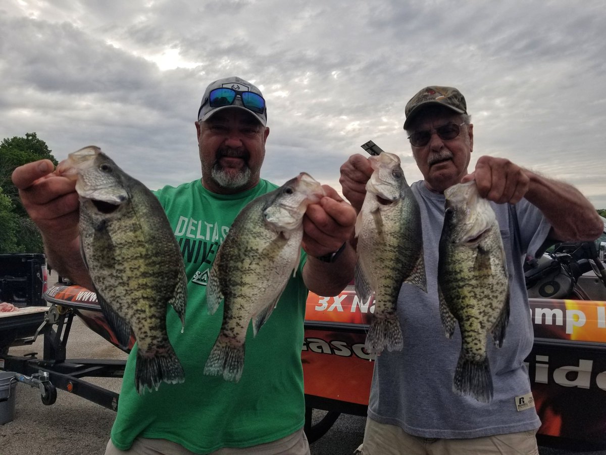 schoenherr_kyle's tweet photo. Gave some B'n'M Poles a quick work out before the wind and rain this morning!
#bnmpoles #roadrunnerlures #midsouthtackle #truturnhooks #harvestclean #muddywaterbaits #gammaline #madfishing #crappiefishing #crappie #fishing #summer https://t.co/G48sI1xUQl