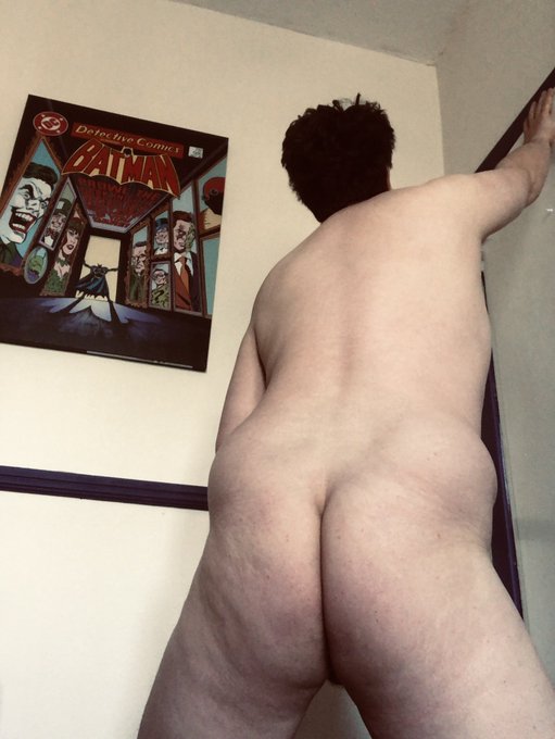 Don&rsquo;t mind me, just rubbing one out in the corner 🤪💦 #nsfwtwt #ass #masturabate https://t.co/uDC7Twf<a href="/tag/ass"class="tags"><span>#ass</span></a><a href="/tag/masturabate"class="tags"><span>#masturabate</span></a><a href="/tag/nsfwtwt"class="tags"><span>#nsfwtwt</span></a>