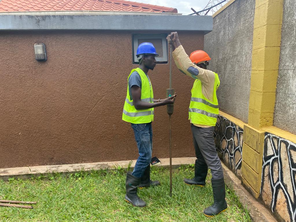 MwanjaTimothy's tweet photo. Dynamic probe tests
#geology
#workholics
Kisaasi https://t.co/kvx625GSu7