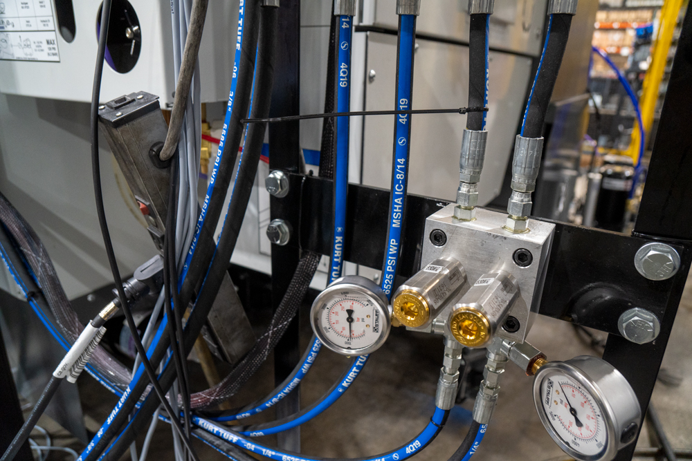 KurtMfg's tweet image. When it comes to custom #workholding applications, we depend on the Kurt Tuff Hydraulic Hose to get the job done right. Check out its latest application on our new #HaasMachine at #KurtWorkholding: bit.ly/3MLJcbP