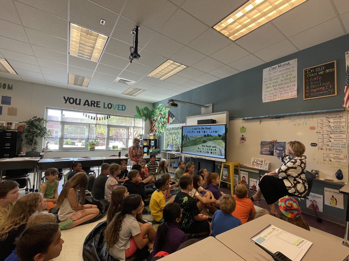 Thanks <a href="/BethFolger/">Beth Folger</a> for coming out to read to Ms. Anderson &amp; Ms. Brown’s classes today. #YouAreAmazing <a href="/OnslowSchools/">Onslow County Schools</a>