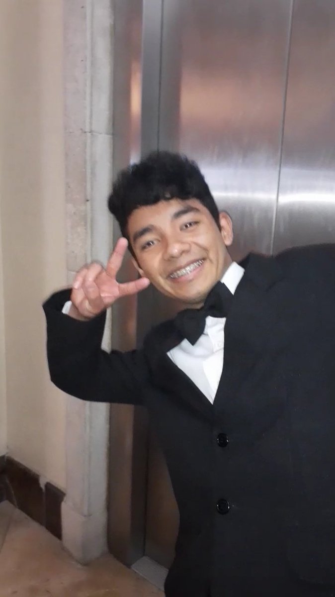 In suit 🤵🤵#ARMYSelcaDay
#BTS_Proof