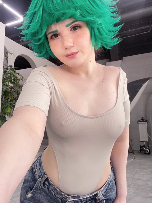 Little spoiler of my new cosplay:3  Guess  from which anime this waifu? 🥸✨ https://t.co/RWj7UC0pbT