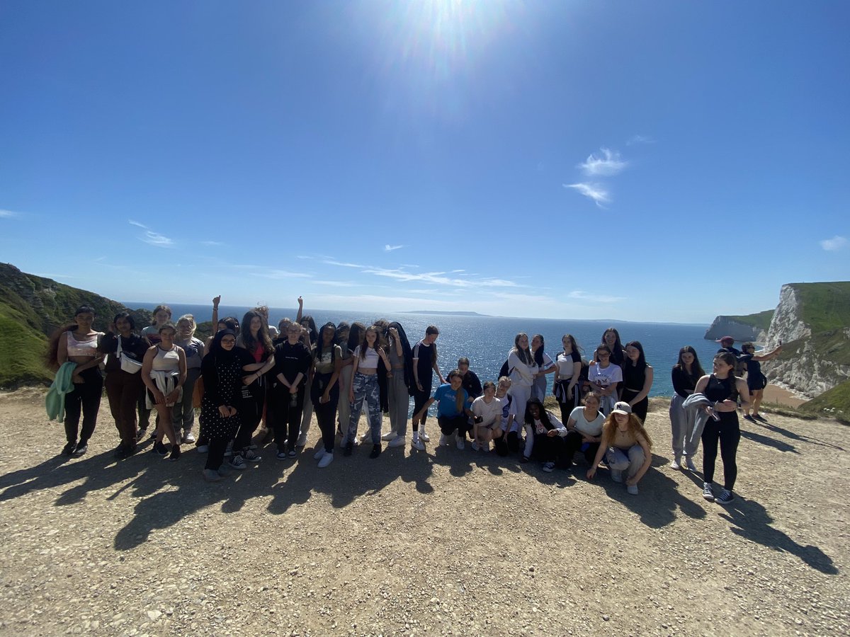 First day in Dorset for 43 Year 10 Geographers 🌎 🗺 <a href="/FlixtonGS/">Flixton Girls School</a>