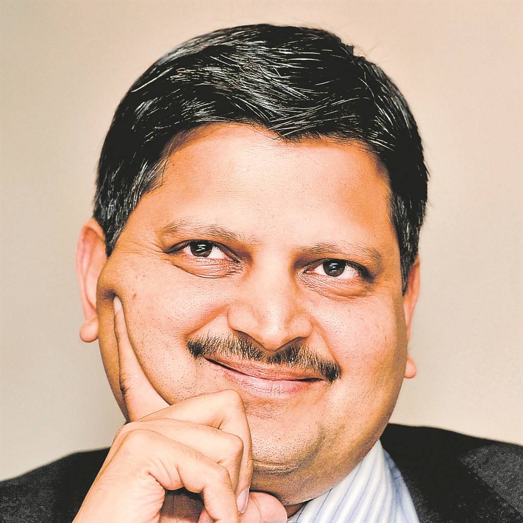KING58695146's tweet photo. Former South Africa President Arrested In Dubai. https://t.co/hbmNq4LfLE