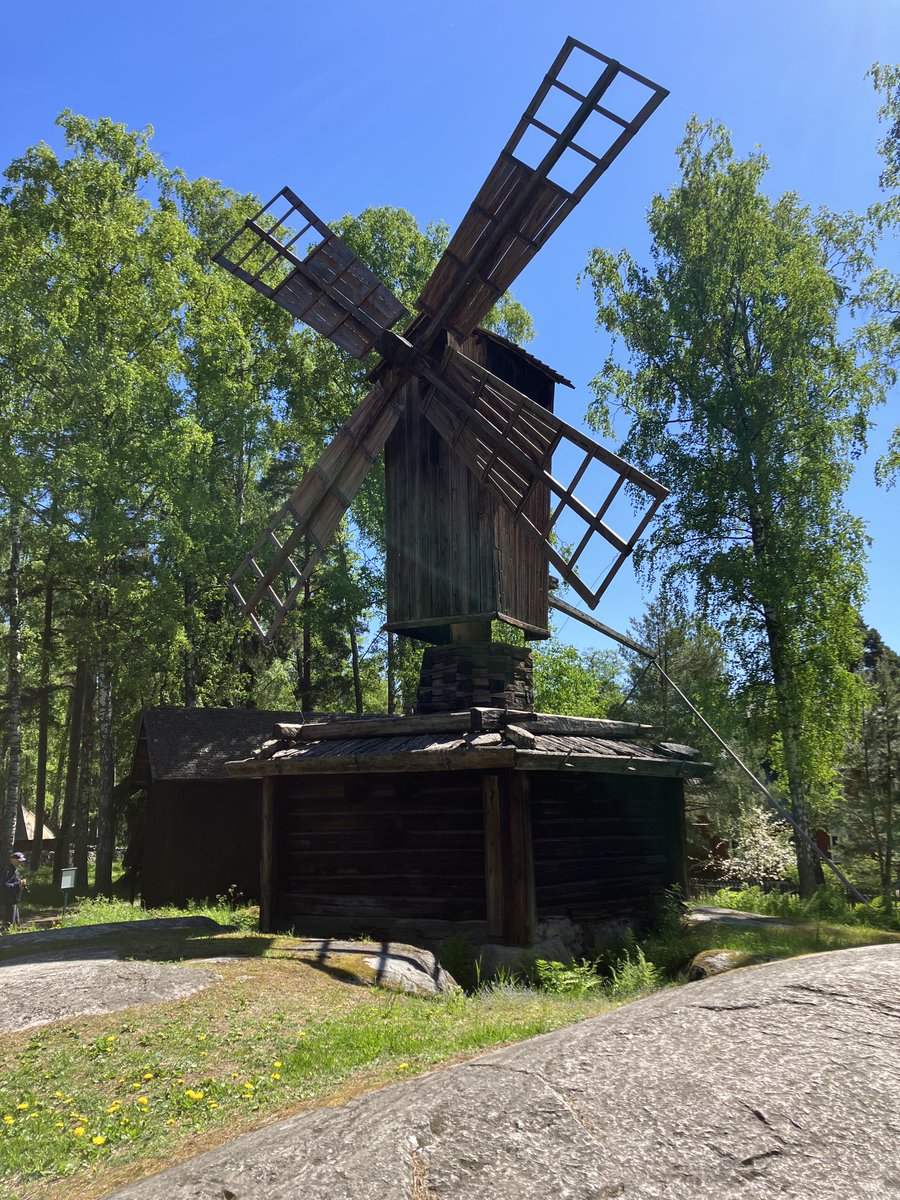 CEHS_global's tweet photo. Day 2 - Out into nature, learning about Finnish cultural history, and then onto the the overnight train to Lapland!
@museovirasto
#cehsisglobal 
@unl_cehs 
@unltlte @unl_tlte 
#huskersabroad https://t.co/kmmIF4n5DT