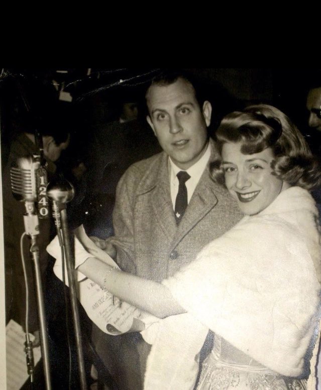 My Dad would have been 96 today. Here he is back in the day with Rosemary Clooney in Maysville, Kentucky. ⁦@LauraBellBundy⁩ ⁦@trueblueirish2⁩ ⁦@alexibell06⁩ ⁦@SamuraiSanders⁩