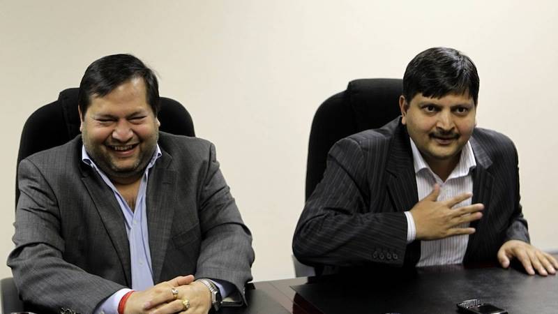 More and more politicians they are not happy about the arrest of these two 👀👀👀👀🤔🤔💰💰💰💰💰🇿🇦🇿🇦