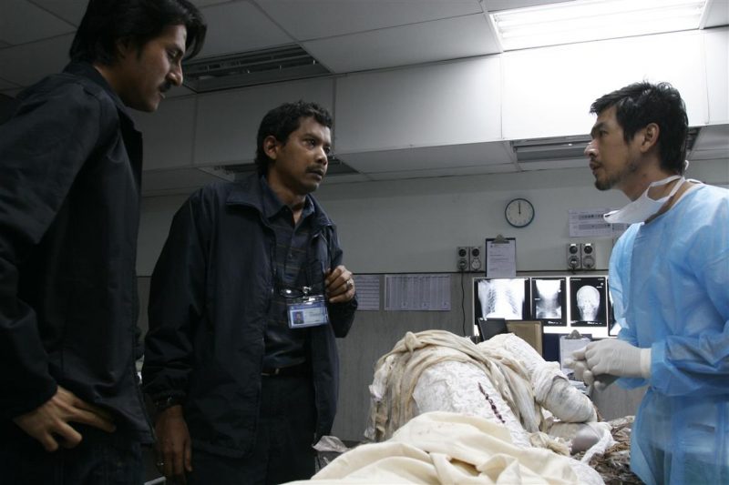 Namron, detektif paranormal 
Histeria (2008)
Dukun (2018)
#HisteriaTheSeries