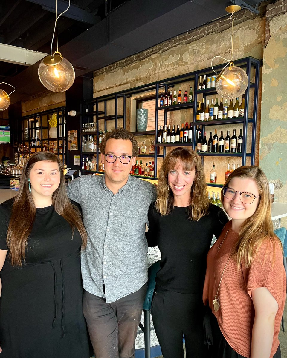 bethbwilson901's tweet photo. .@wilsonpr901 has expanded againโฆ Welcome to the team, Sophie! Weโre so glad youโre here. And I am so grateful for these people.
#WilsonPR #publicrelations #PR #pragency #pragencylife #lovewhatyoudodowhatyoulove #growwhereyouareplanted https://t.co/5YAQsJisBF