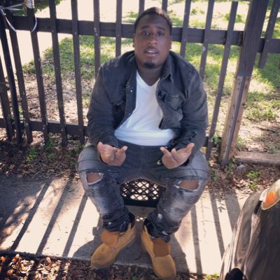 4pacForever's tweet photo. #NewProfilePic https://t.co/VjAPxlQFVS