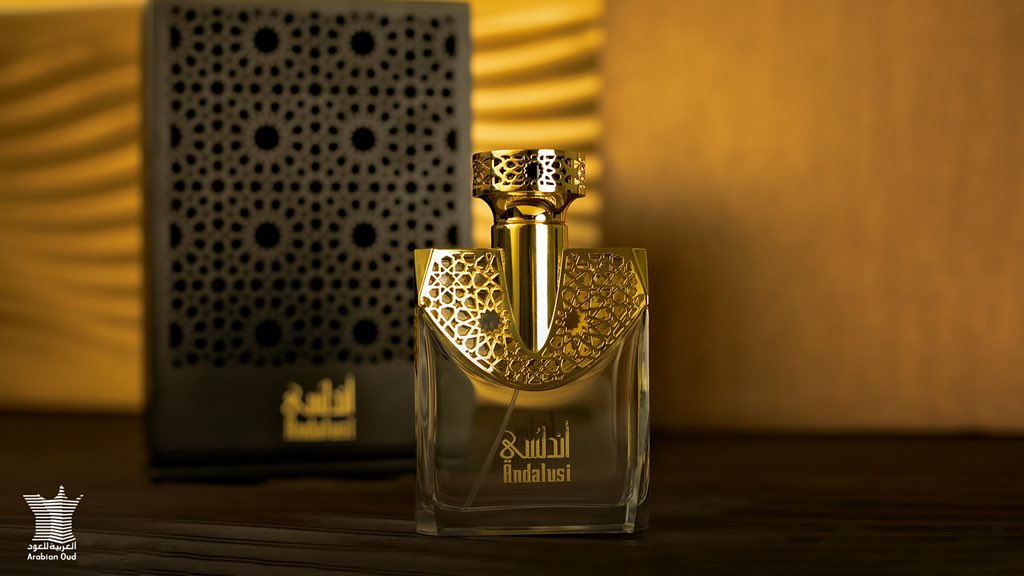 ArabianOud's tweet photo. فيه أجمل من العود، والعنبر، وخشب الصندل ؟
تخيّلها في #عطر "أندلسي" من #العربية_للعود 😍

https://t.co/P2yuINYNIy https://t.co/orwtK1Psof