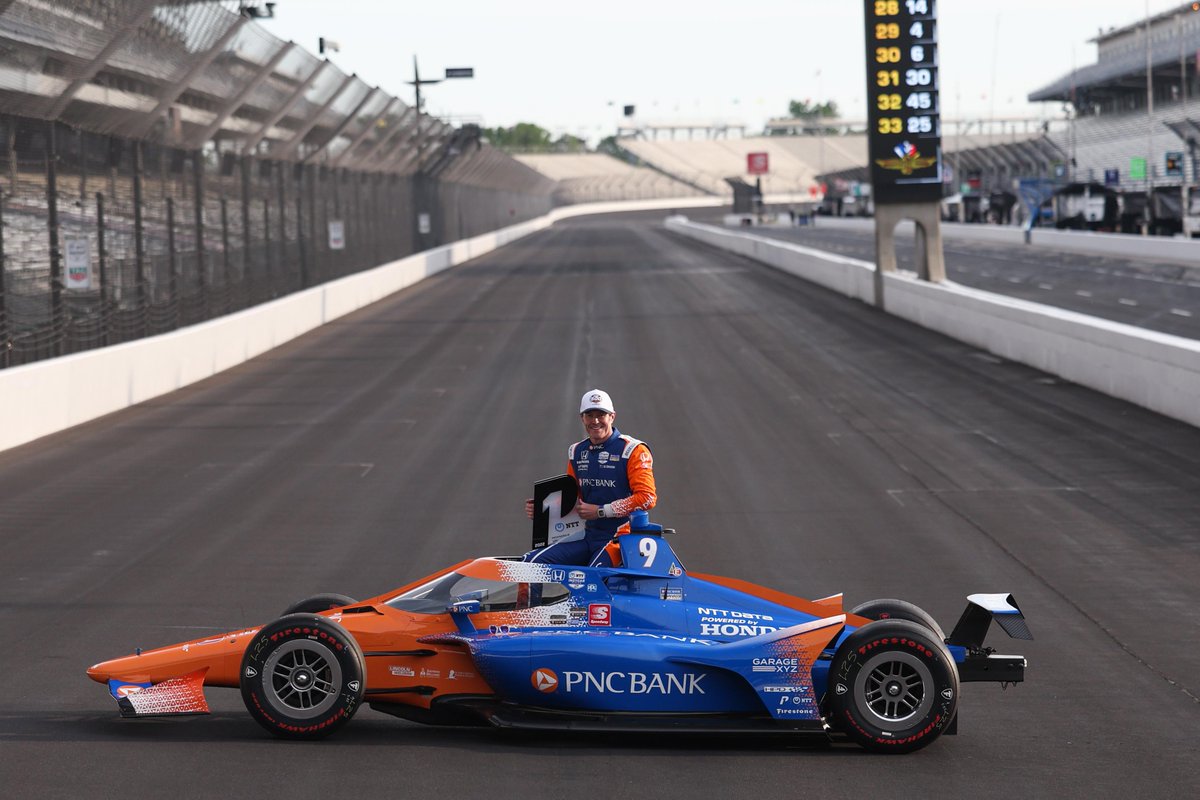 burnoutsports's tweet photo. ROUND 1! Best livery of the 2022 #Indy500 
How to vote:

RT: @scottdixon9 
LIKE: @jack_harvey45 
Comment: @stef_wilson 

Voting will end Tuesday 5pm. https://t.co/HtMWQ6wYcb