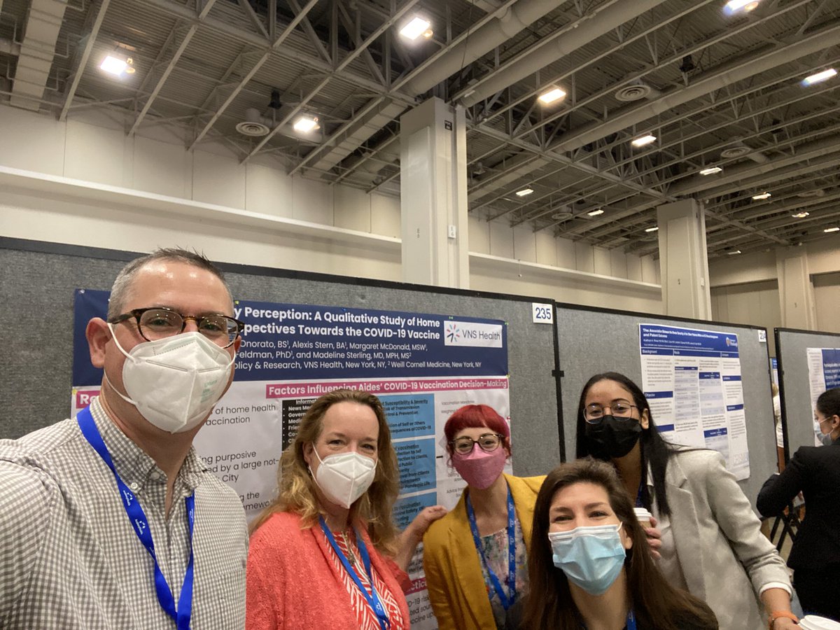 Team photo 📸🤳 <a href="/vnshealth/">VNS Health</a> <a href="/djr5901/">David Russell</a> <a href="/SashaVergez/">Sasha Vergez</a> <a href="/nicolejonorato/">Nicole</a> #ARM22