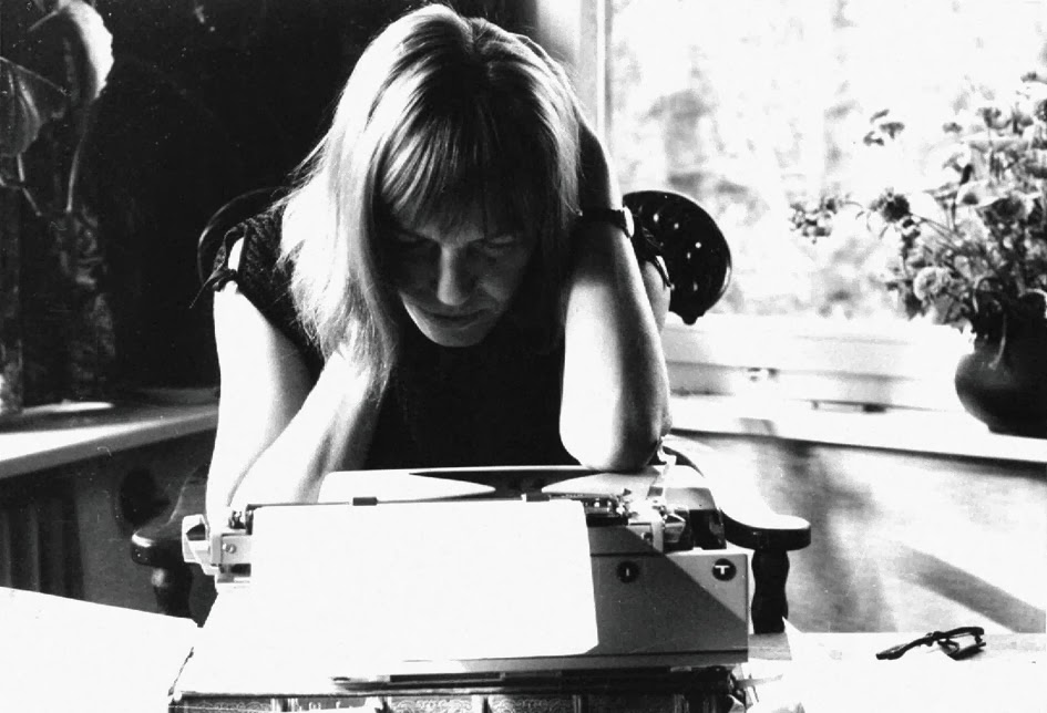 IBC_London's tweet photo. Very happy &amp; excited to announce the Symposium READING BACHMANN NOW in May 2023. 
Proposals for contributions can be made till 4 September. Please circulate.
https://t.co/kbOBTAEm47 https://t.co/Sp8GXfPwfI