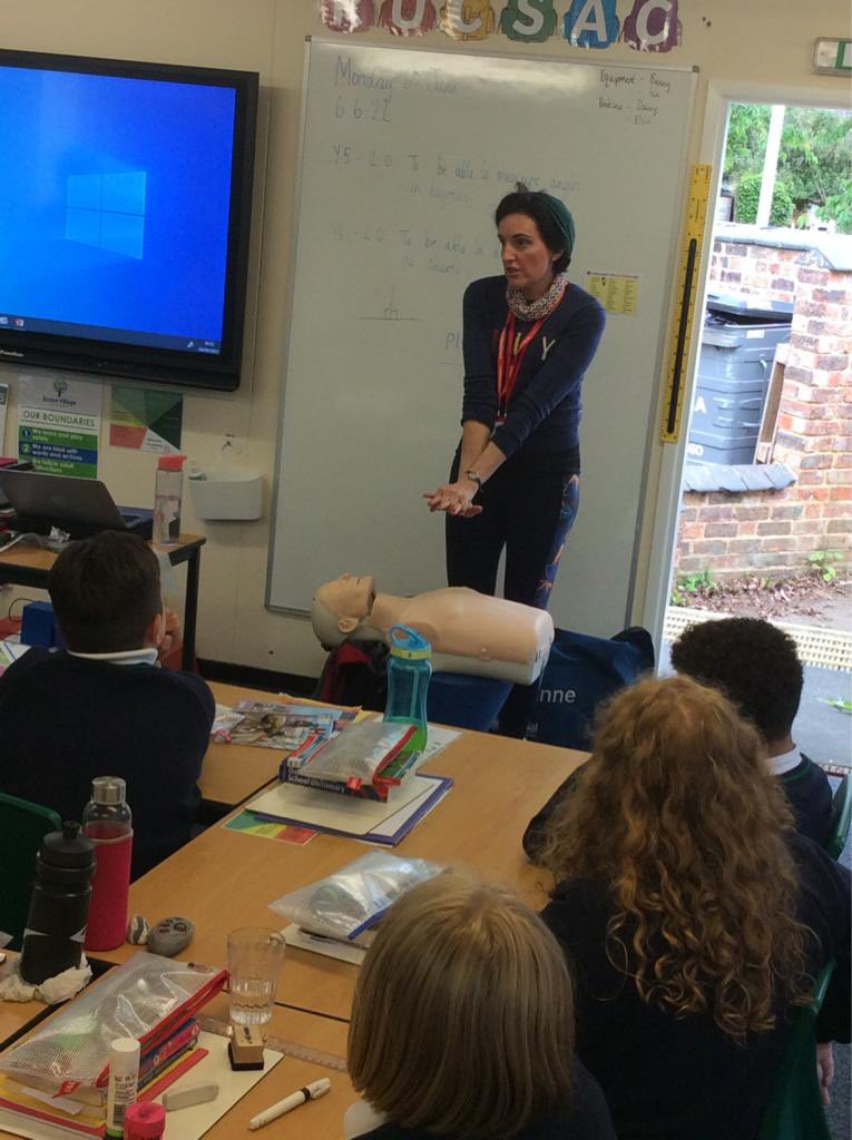 ectonacademy's tweet photo. Owls classed enjoyed a basic first aid workshop delivered by the British Red Cross today as part of their Ecton Passports challenges. https://t.co/YCRfDwu4vA