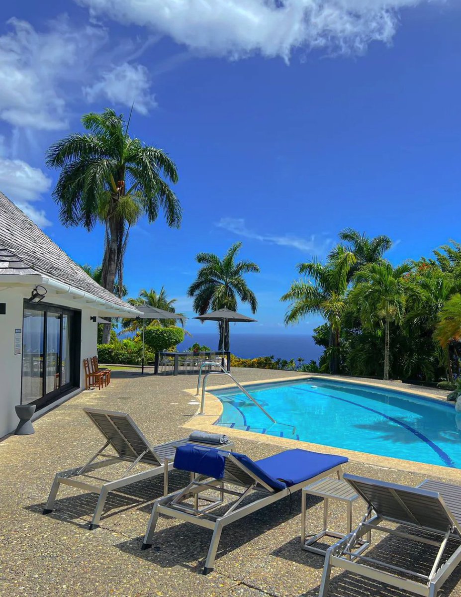 Wake up in paradise at Panorama Villa 🇯🇲