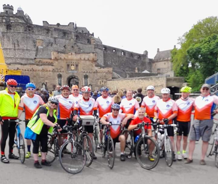 They made it!

162 miles of cycling from Whitley Bay to Edinburgh Castle in aid of the Derbyshire Festival 2025.

Sincere thanks to Steve Gough the event organiser. Everything ran like a Swiss watch! No mean feat

It's not to late to donate!

justgiving.com/fundraising/st…
