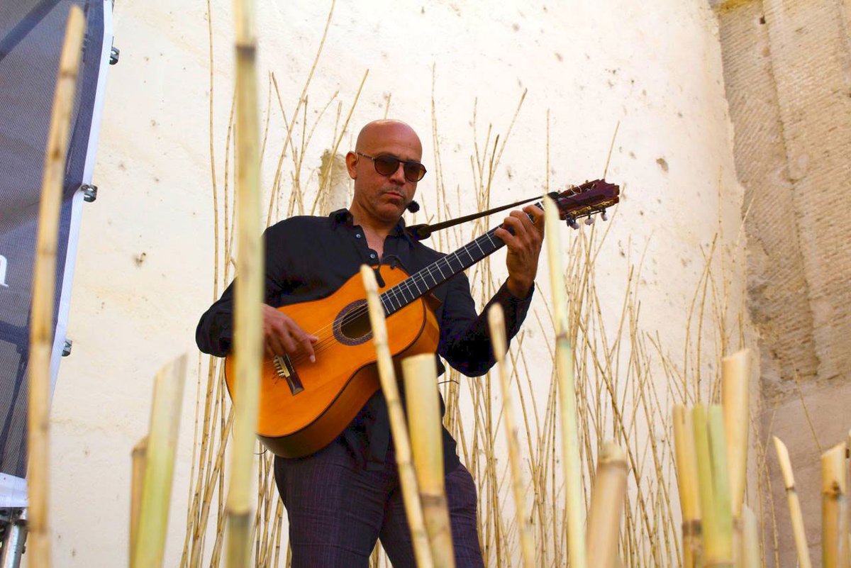 I have had the pleasure of giving a lot of concerts around the world. As you know, many have been recorded and I have been periodically sharing them with you. On my website you can watch all of my previously aired online concerts. gerardedery.com/concerts