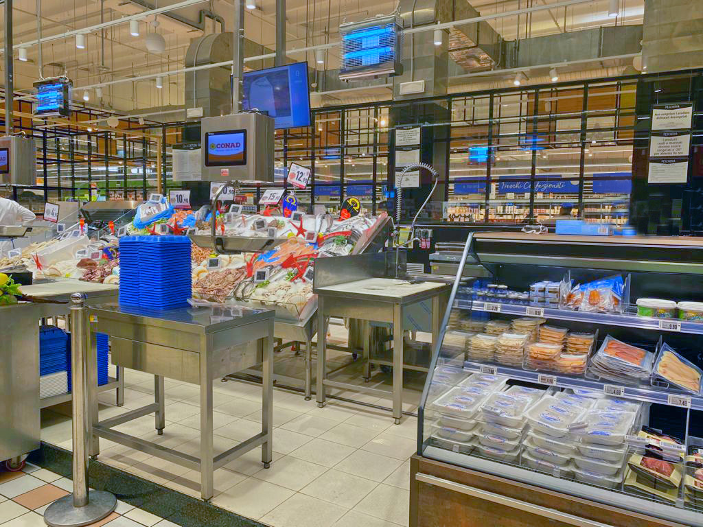 BlueRedGroup tweet media