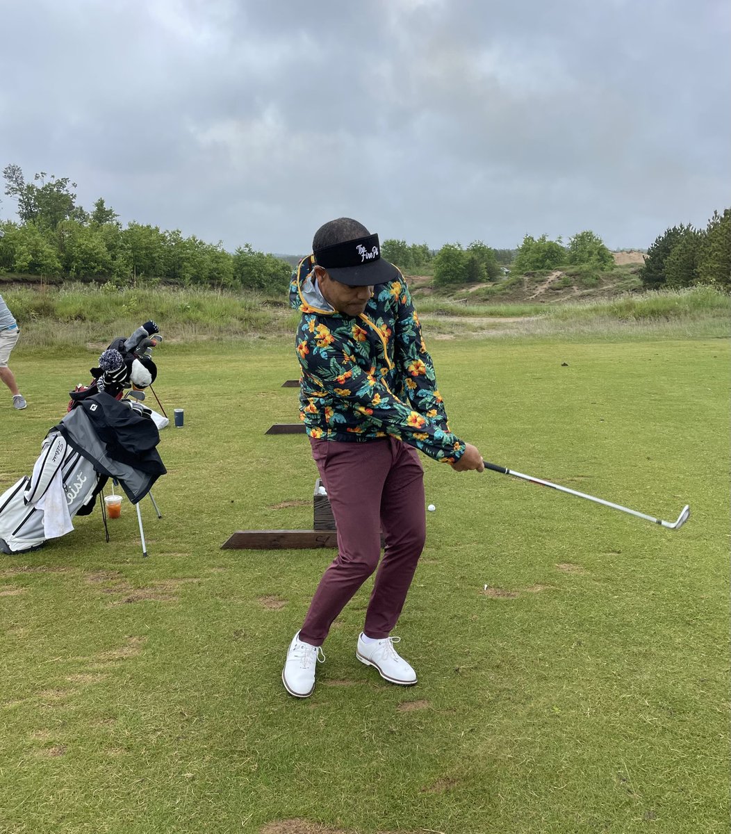 laz_versalles's tweet photo. @Sand_Valley greets our group with some light winds and mist. Truly a special place to get #warmedup https://t.co/CMWKw41egD