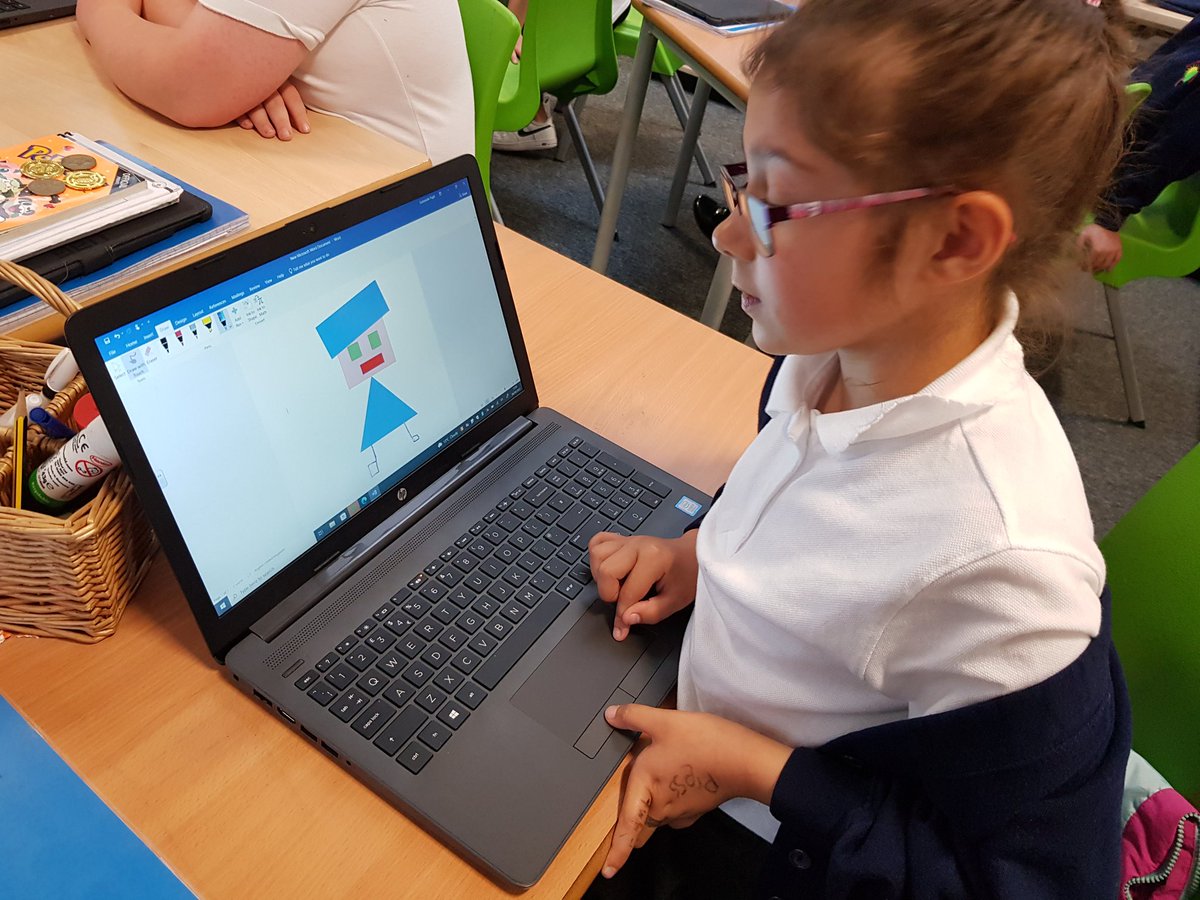 SunnysideSA's tweet photo. What pictures can you create using just shapes? #vectordrawings #oakclass #computing #technology https://t.co/Tihm7qiIhy