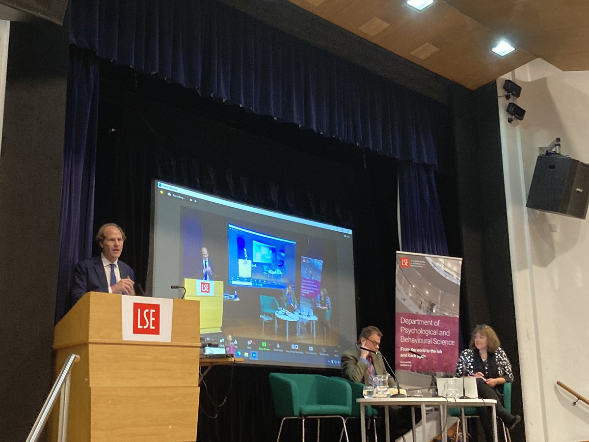 Matteo_Galizzi's tweet photo. Fascinating talk by @CassSunstein: about half of the respondents say they do not want to know things like whether they will get diseases, how hot the world’s temperatures will be, the number of calories in their foods, or what family & friends really think of them! #LSESunstein https://t.co/OZlAsG7PnQ