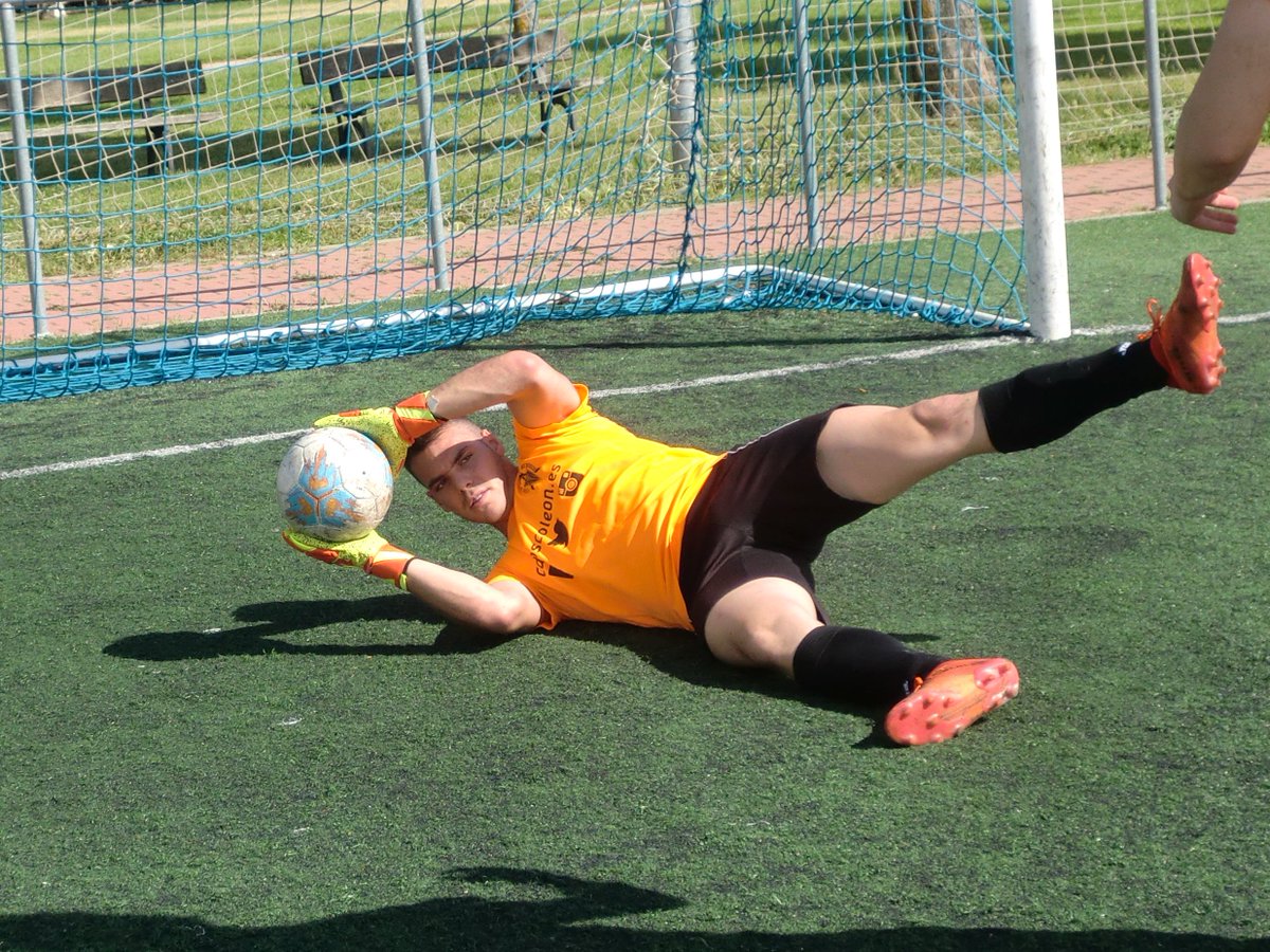 cdboscoleon's tweet photo. 🧤 𝒟𝒾𝑒𝑔𝑜 ⛔️

𝗦𝗲𝗮𝘀𝗼𝗻 𝟮𝟭/𝟮𝟮

#futbolbase #somosFutbol #gobosco #leonesp https://t.co/7XTKDwVDqV